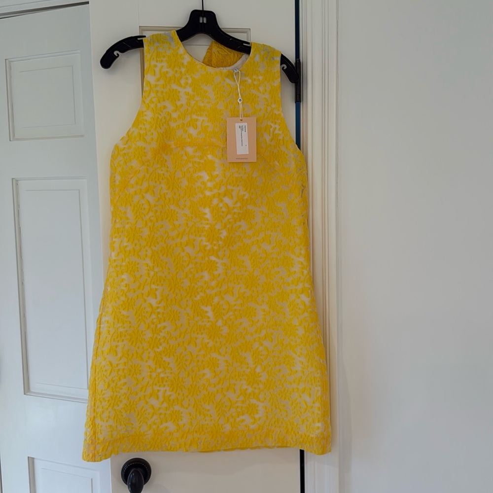 NWT NBW Yellow Floral Sleeveless Dress